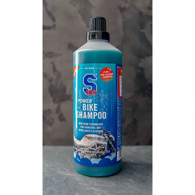 Sűrű habos sampon S100 Power Bike Shampoo 1l, 2 az 1-ben funkció: előmosás + sampon, nagyon kíméletes minden felülethez
