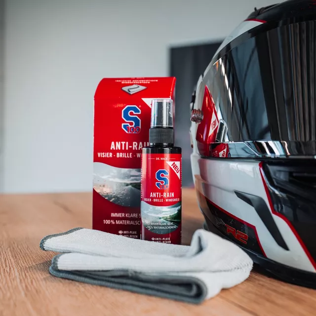 Eső elleni plexitisztító S100 Anti-Rain 100 ml mikroszálas kendővel, hosszan tartó védelem, könnyű felhordás