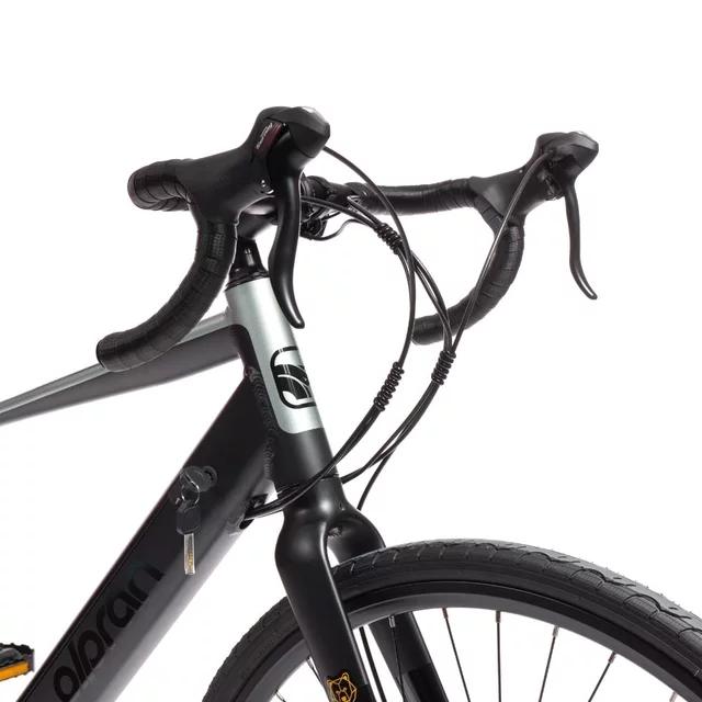 Gravel elektromos kerékpár Olpran e-Gravel 28" 360Wh - 2026-os modell, hatótávolság akár 90 km, Jabo 100SX hátsó motor, Kenda 700x38C gumiabroncsok - szürke/fekete