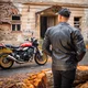 Bőr motoros kabát W-TEC Mungelli EVO, kivehető CE-védők, koptatott vintage stílus, steppelt panelek, puha kecskebőr - vintage fekete-barna