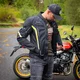 Férfi motoros kabát W-TEC Mirelio, kivehető rugalmas CE-védők, AirVent rendszer, tartós Maxdura® anyag, légáteresztő hálós bélés - fekete-fluo