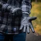 Motoros kesztyű W-TEC Gabello, rugalmas, puha anyag, habszivacs védőpanel rendszer, dupla réteg, kényelmes belső bélés, szellőzés - fekete