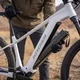 Elektromos hegyi kerékpár Kross Dust Boost 1.0 29" - 2026, Avinox M2 motor, 24,8 kg, akár 180 km-es hatótávolság, DJI Avinox RS800 akkumulátor