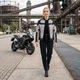 Nyári női motoros kabát W-TEC Mirelia, kivehető belső bélés vízálló membránnal, AirVent rendszer, elasztikus panelek, Visionight fényvisszaverő elemek - fekete-szürke