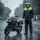 Motoros esőnadrág W-TEC Nowet, belső vízálló kivitel, megerősített anyag az ülés területén, rugalmas a derékrészen, húzózsinór derékrészen - fekete