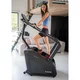 Fitneszlépcső inSPORTline Velocer STP, áttekinthető LED kijelző intuitív vezérléssel, bluetooth-kapcsolat, beépített hangszórók
