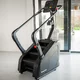 Fitneszlépcső inSPORTline Velocer STP, áttekinthető LED kijelző intuitív vezérléssel, bluetooth-kapcsolat, beépített hangszórók