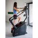 Fitneszlépcső inSPORTline Velocer STP, áttekinthető LED kijelző intuitív vezérléssel, bluetooth-kapcsolat, beépített hangszórók